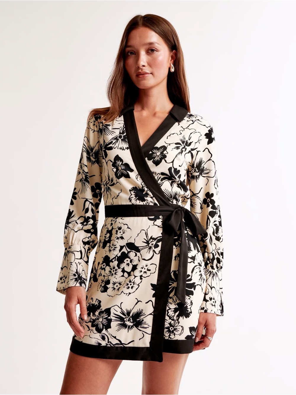 Abercrombie & Fitch Black White Floral Wrap Mini Dress M